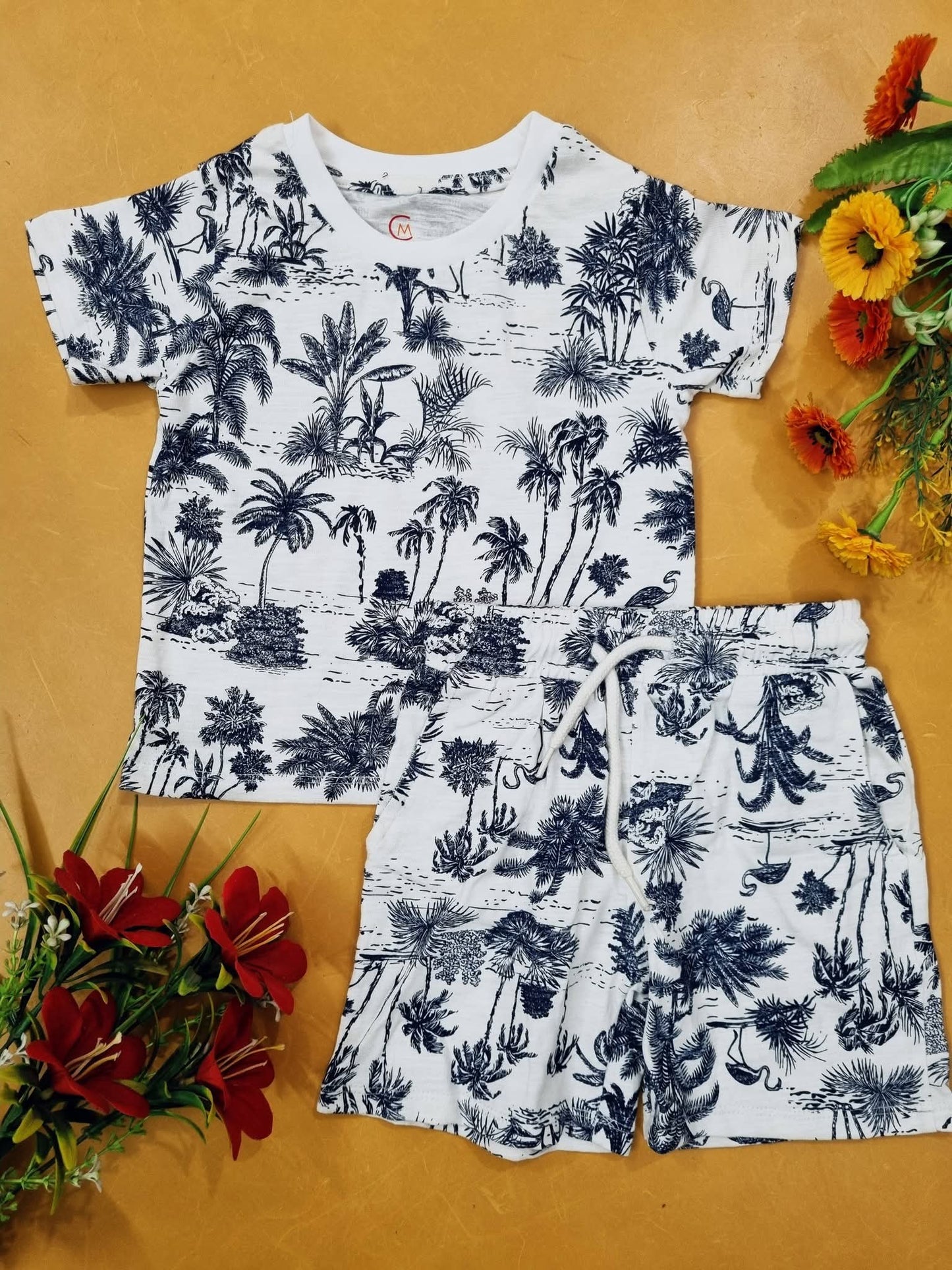 Boys & Girls Printed T-shirt & Pant 5Pcs Combo Set 002